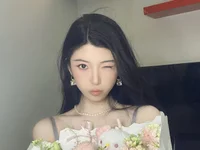 live-003's webcam live show