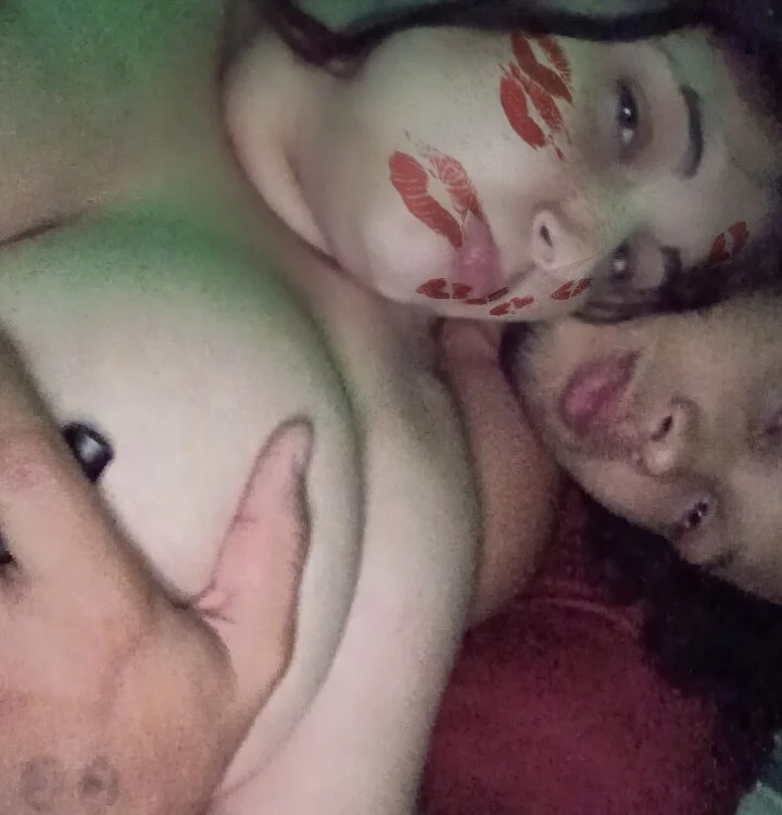 lele516 offline XXX-chat