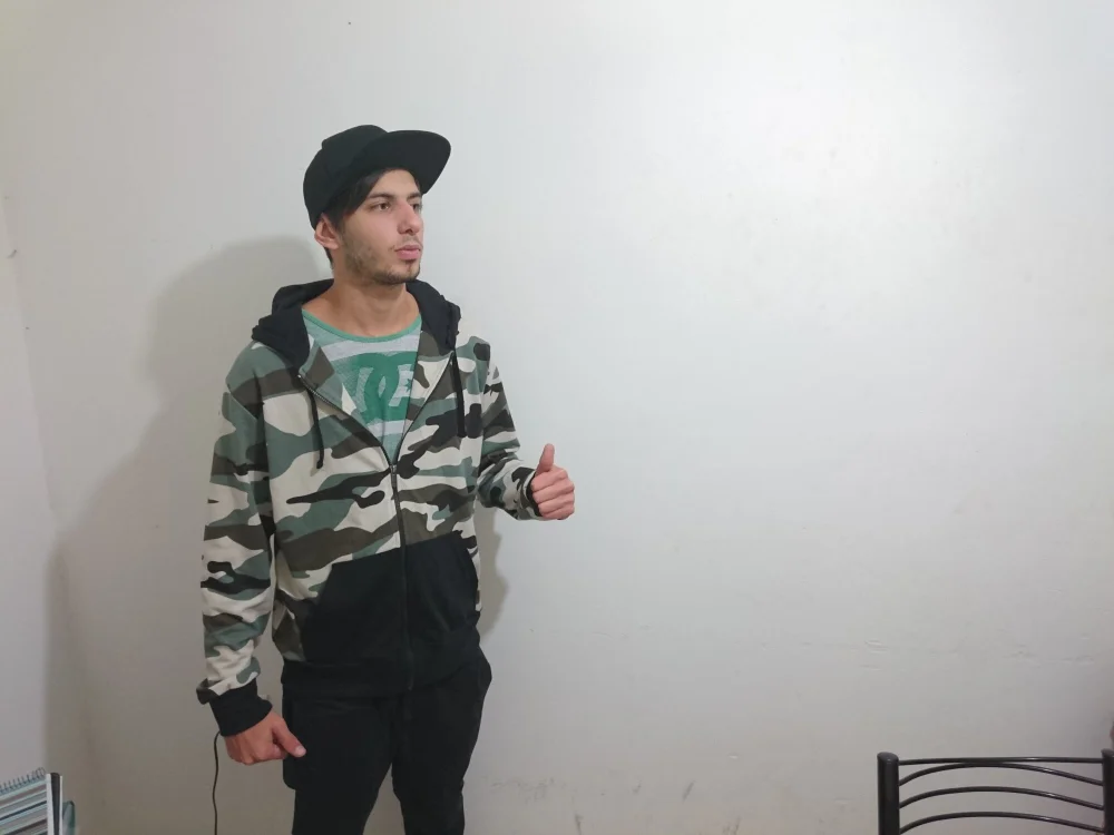 antiago72's Offline XXX Chat