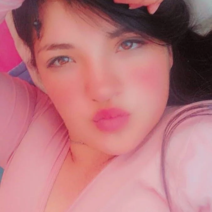 _star_sweett's Offline Chat Room