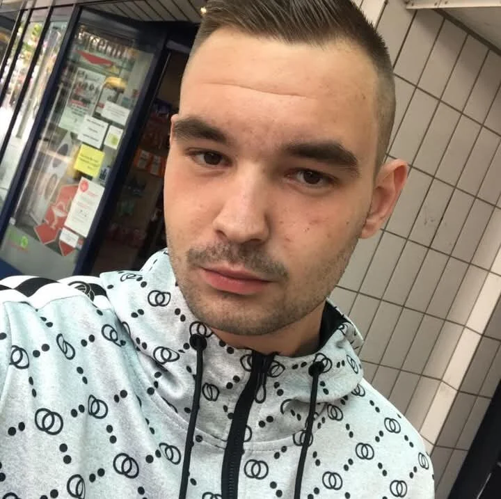 justinw2803 offline chatrum