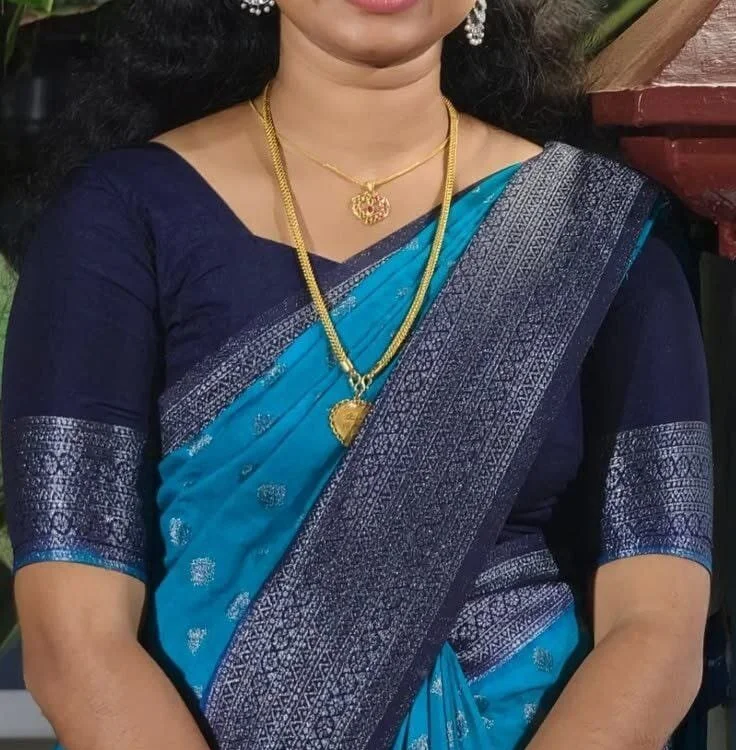 Kavitha06's Offline XXX Chat