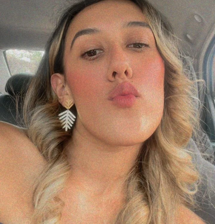 ห้องแชทออฟไลน์ของ francesca__ross