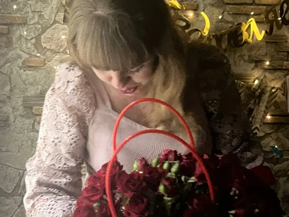 _Hayley_XRise_ Chat XXX offline