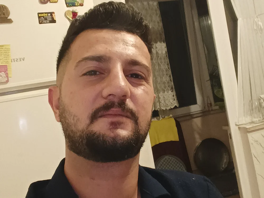 GokcehanEser offline chatrum