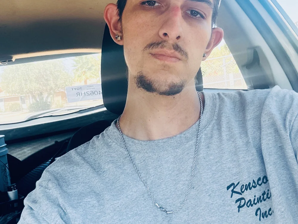 RickyRomero602 離線 XXX 聊天