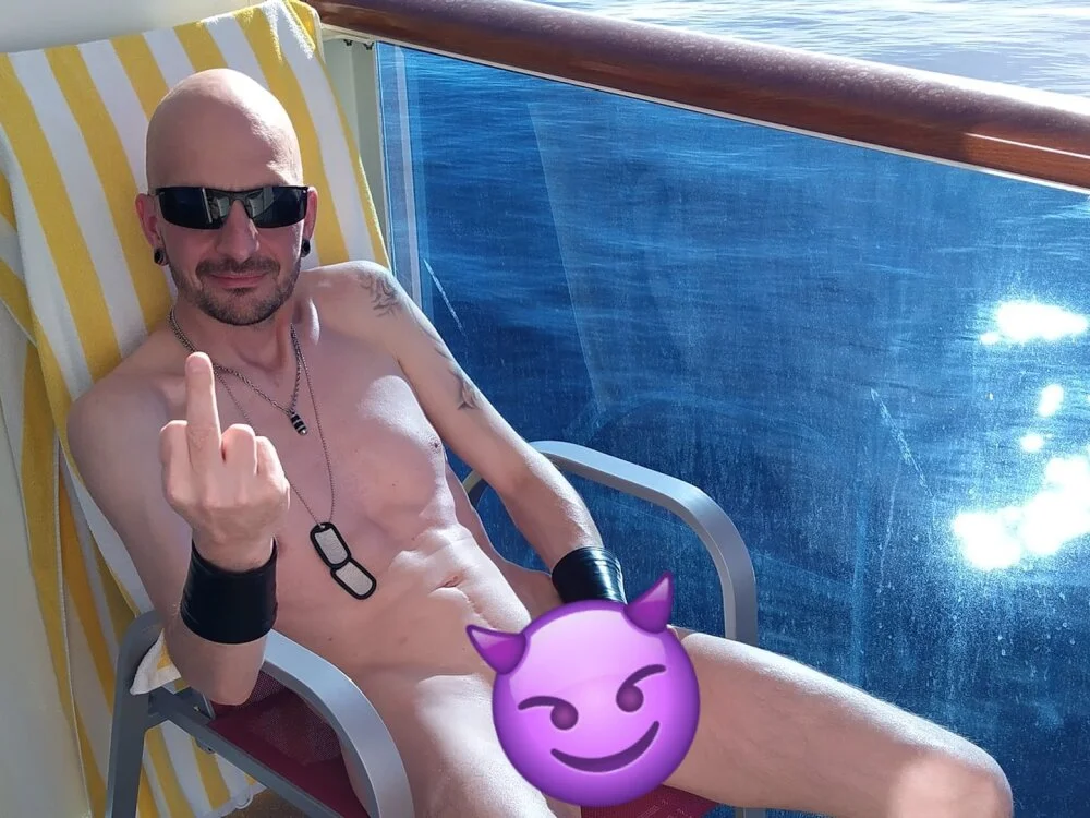 RikoSolid offline XXX-chatje