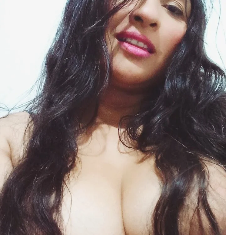 Chat XXX offline de afrodita_sweeybuts