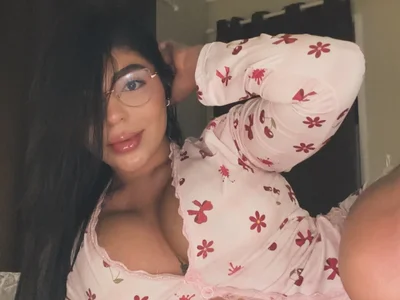 Alaiah-lopez Female New Online Webcam Striptease