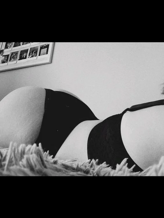 LucyFer_18's Offline XXX Chat