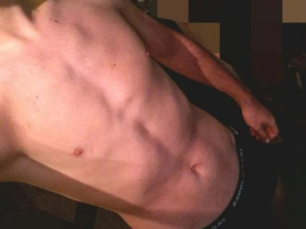 Nkls_XL Offline XXX-chat