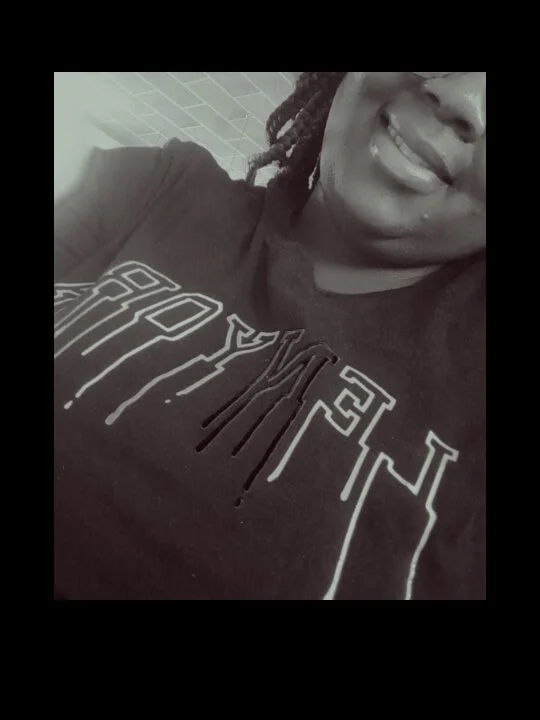 LesediLarona offline XXX-chat