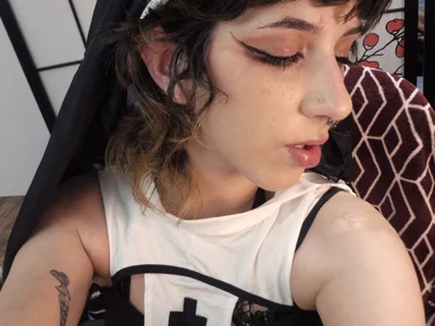 GothBot Female Humiliation XXX Live Cam