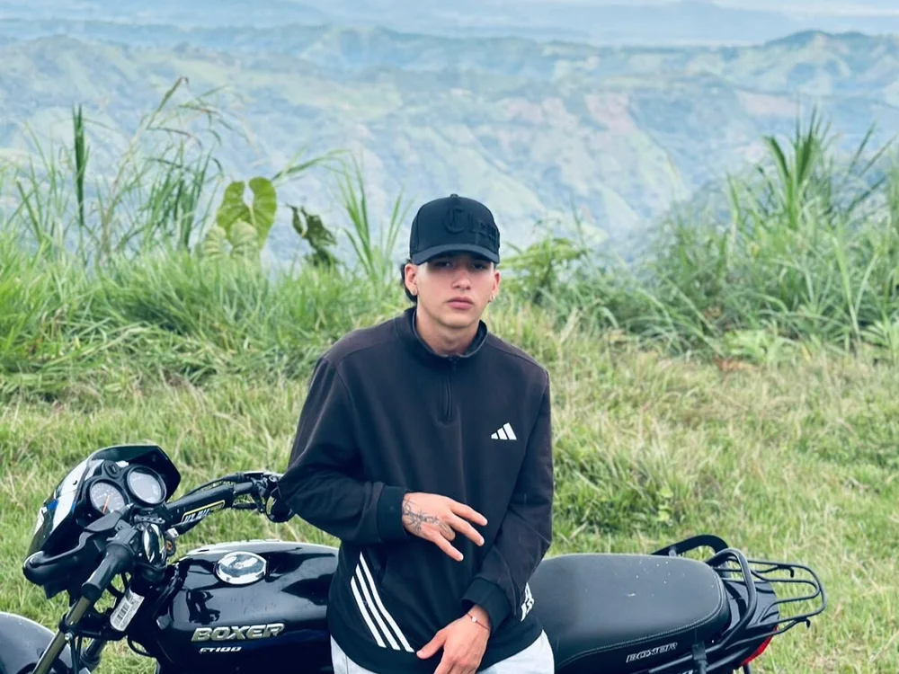 Chat XXX offline de aaron_mercury_x
