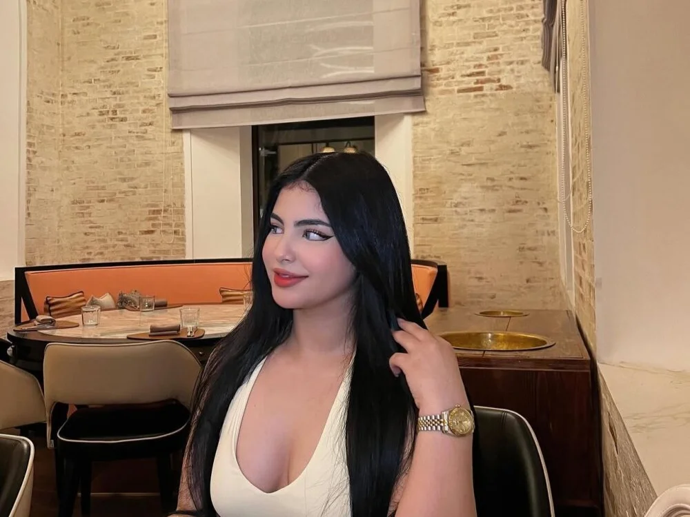 Jouri-Arabe Adlı Modelin Çevrimdışı XXX Sohbeti