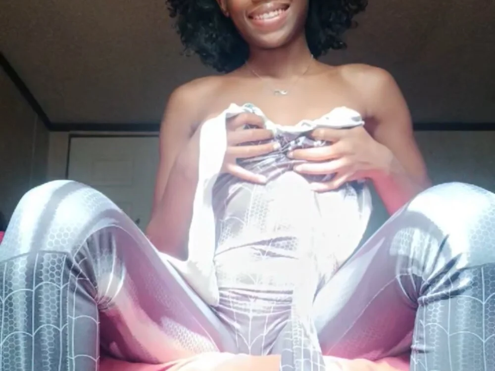 Enchantressz's Offline XXX Chat