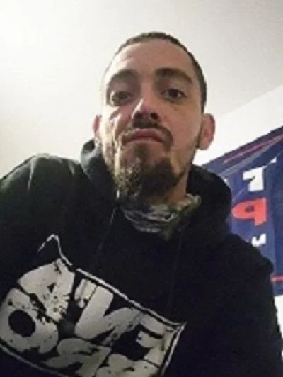 drewdrew993's Offline Chat Room