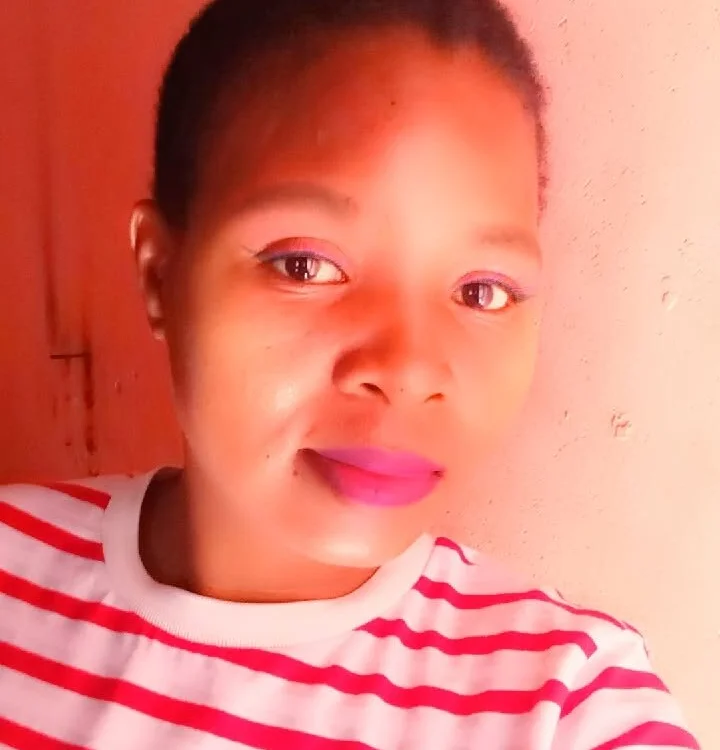 cutefeetebonny Offline XXX-chat