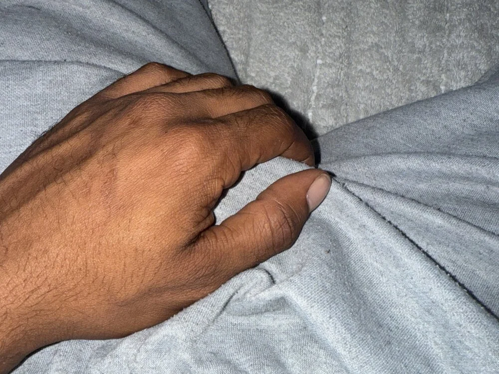 MilkEmAll: офлайн-секс-чат