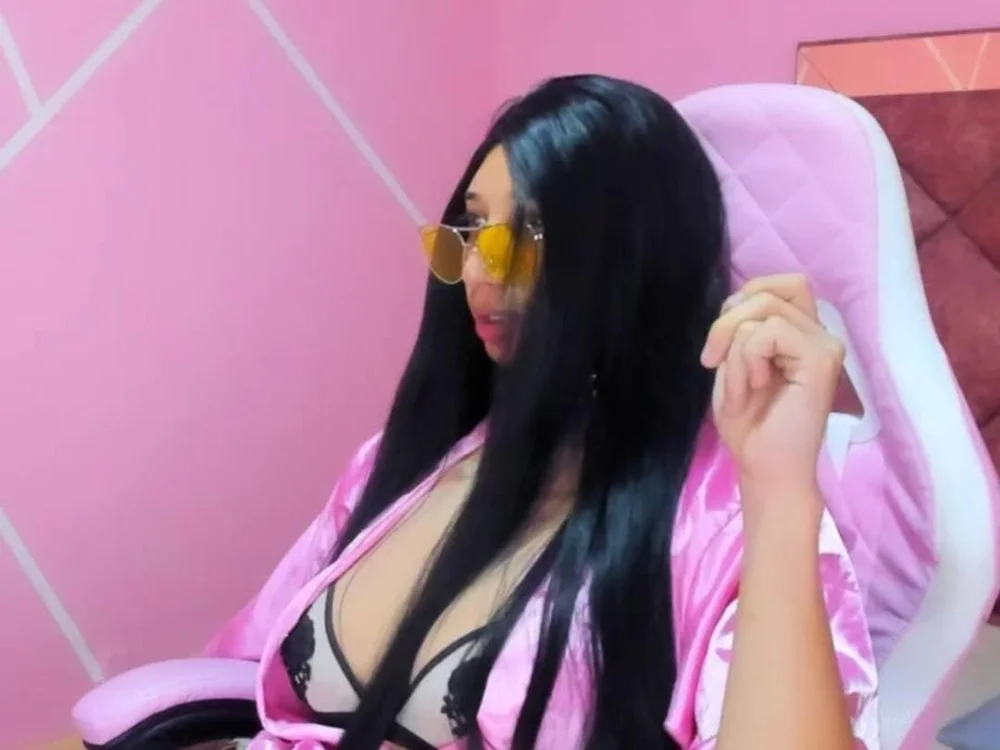 Sofia_cossio_'s Offline XXX Chat