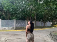 Hotpinay1826