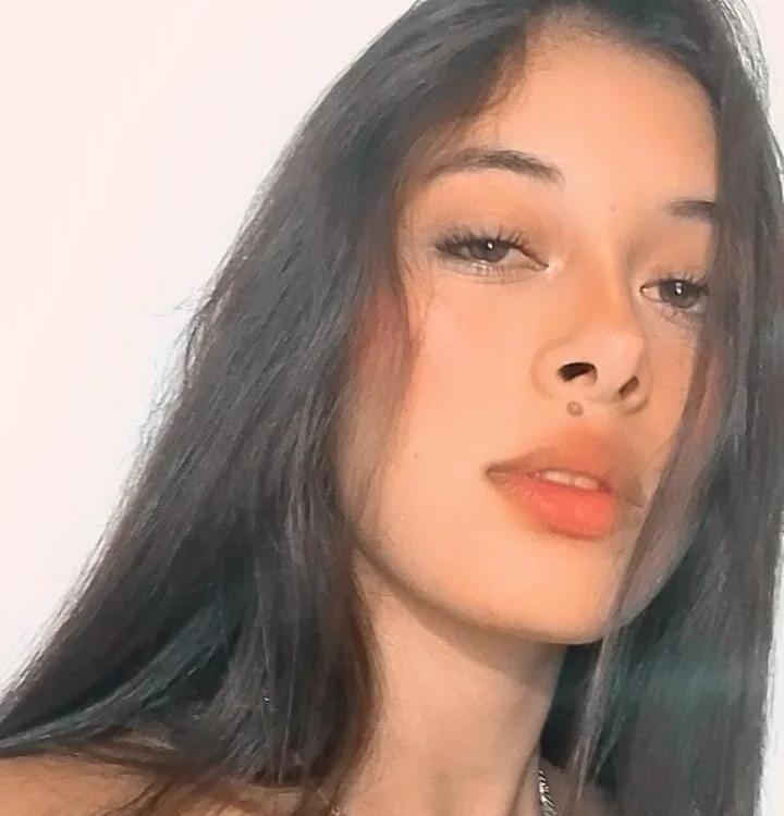 AliceisWonder's Offline XXX Chat