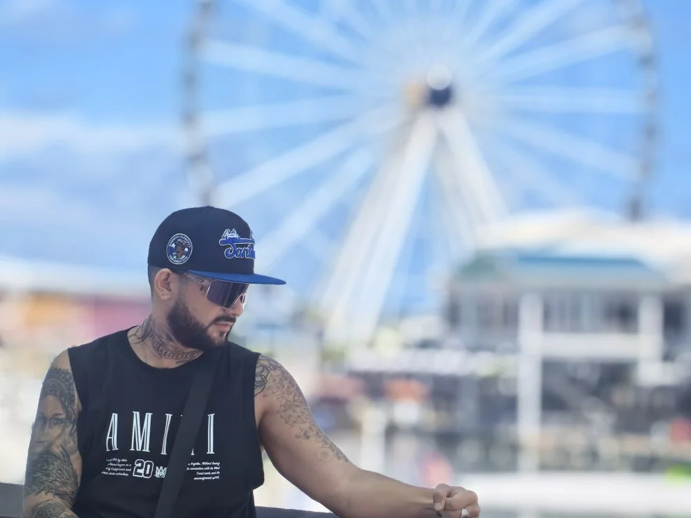 nicolastorres99 offline XXX-chat