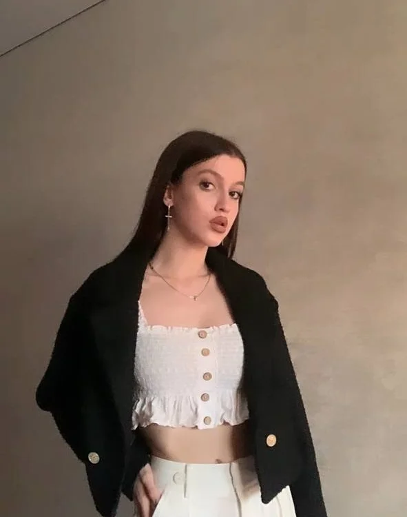AngelaMillst's Offline XXX Chat