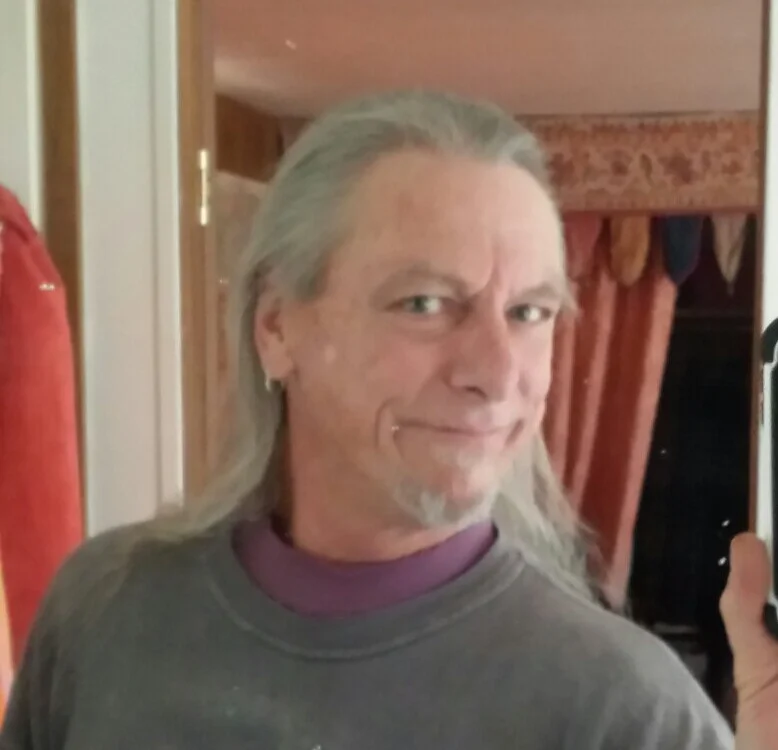 oldhotguy's Offline Chat Room