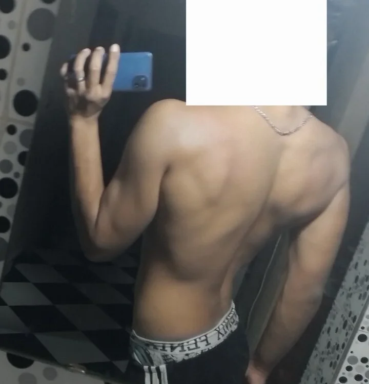 Aymen10101 offline XXX-chatje