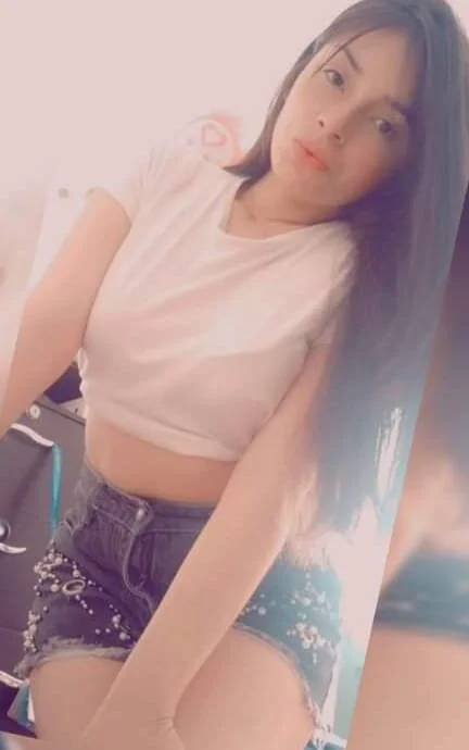 andrea_red26's Offline XXX Chat