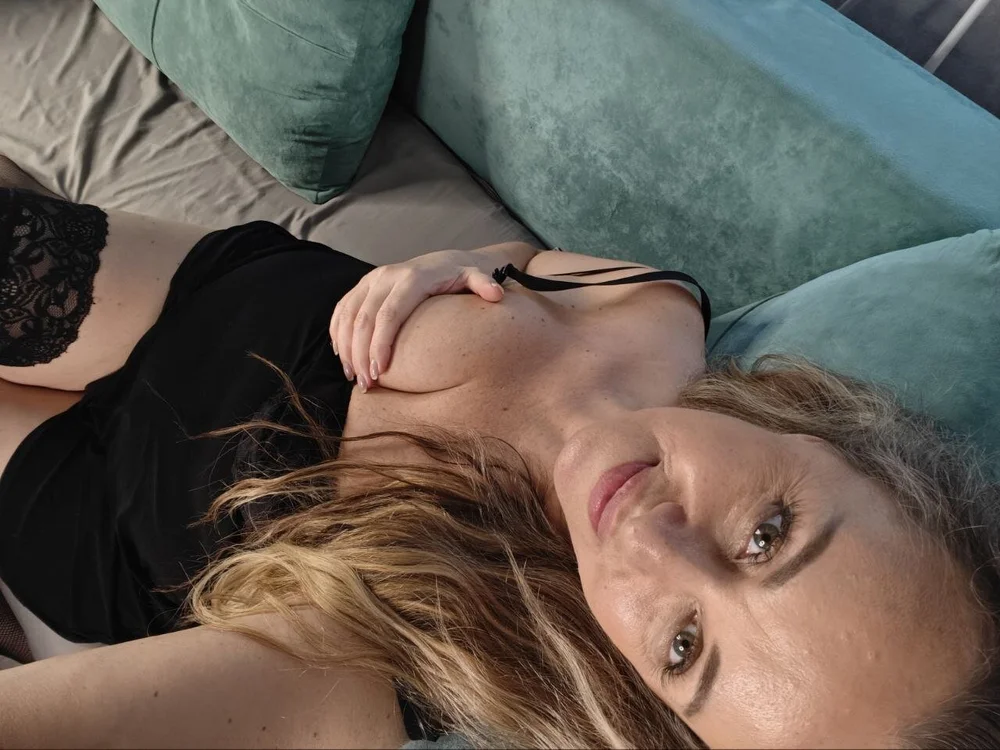 Sky_Kuper 라이브 XXX 채팅