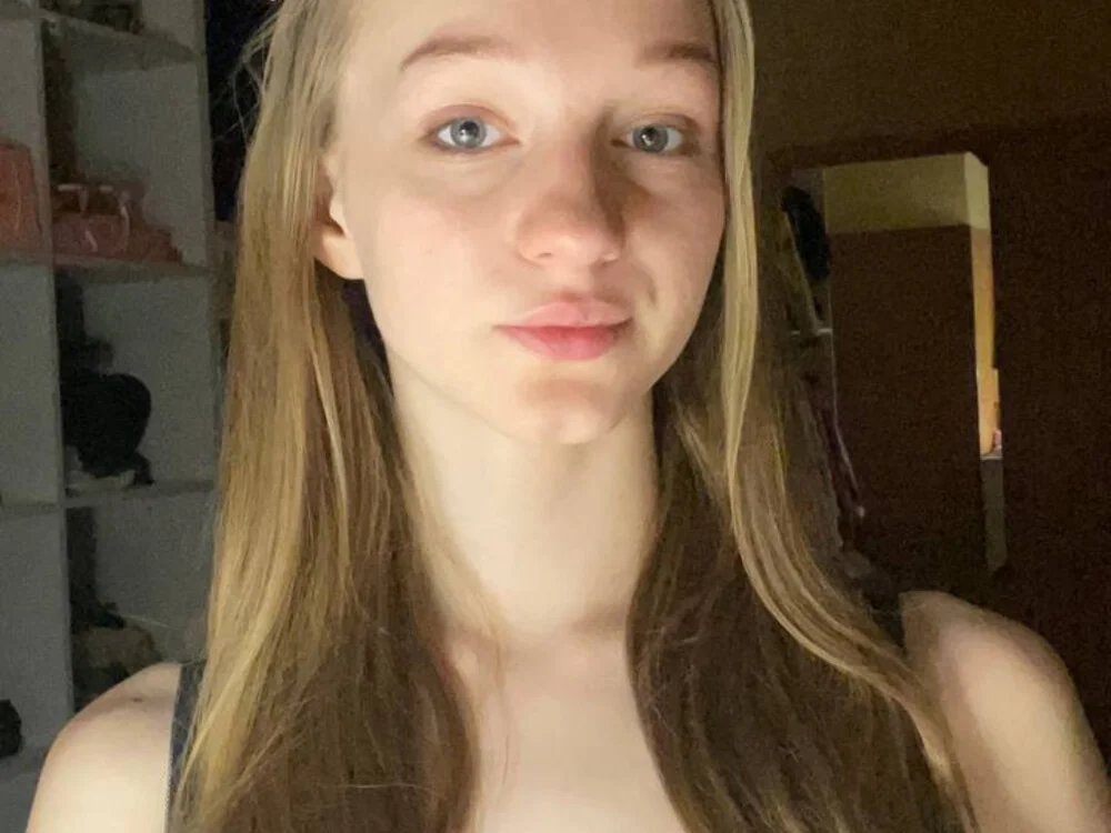 دردشة Anika_Socutehe الجنسية دون اتصال