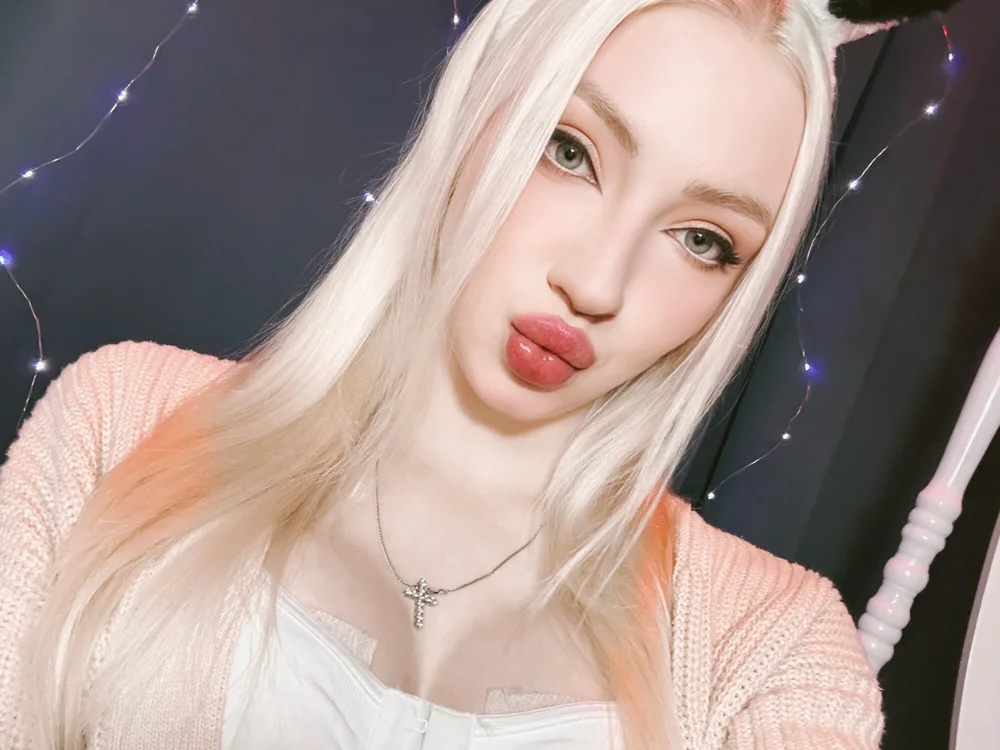 Aangell7777 Chat XXX offline