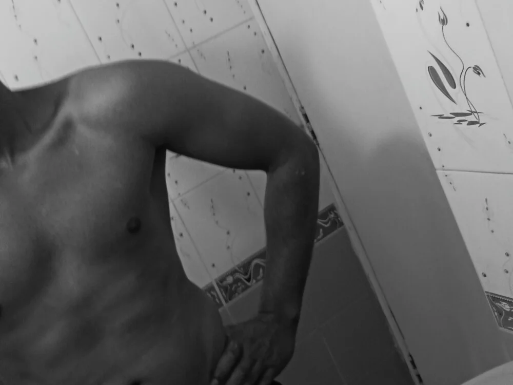 siddhu3031 অফলাইন XXX চ্যাট