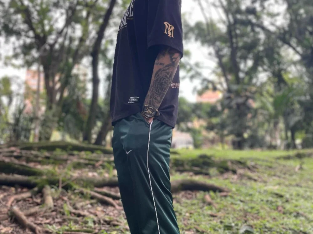 giannis090 Adlı Modelin Çevrimdışı XXX Sohbeti