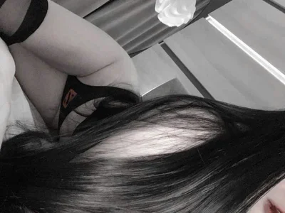 Miubae Female Recordableprivatesyoung Online Cam Striptease