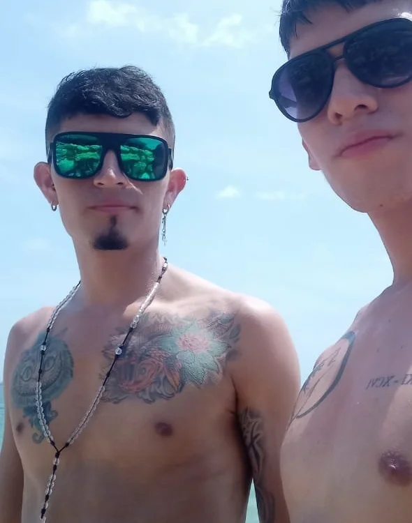 andbrysex Offline XXX Chat