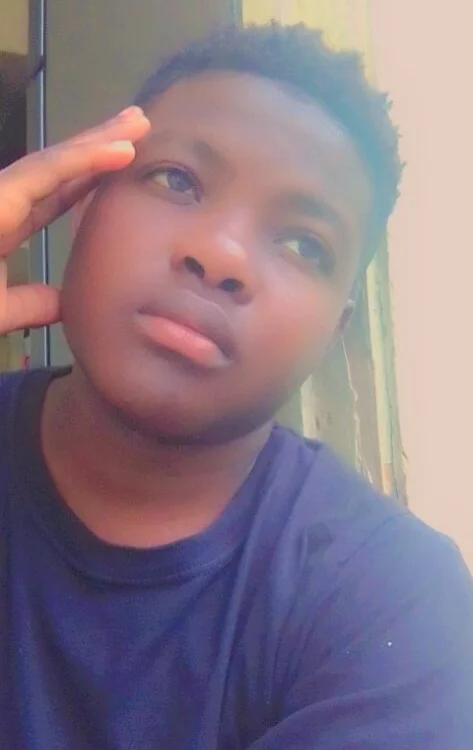 Reynah01 cover photo
