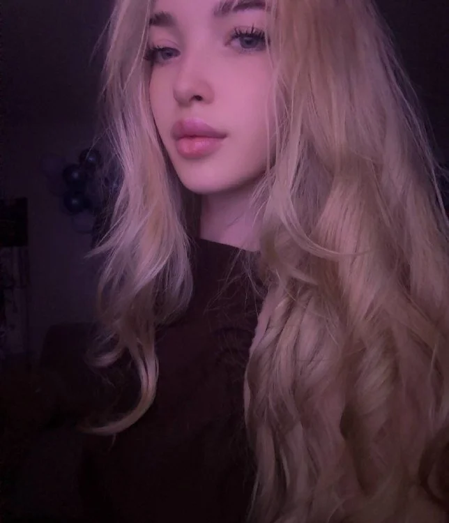 ClareKoff's Offline Chat Room