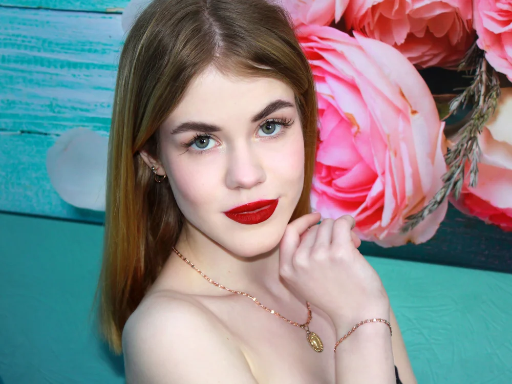 LottieGrace's Offline Chat Room