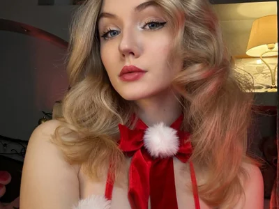 angel_with_flowers profile