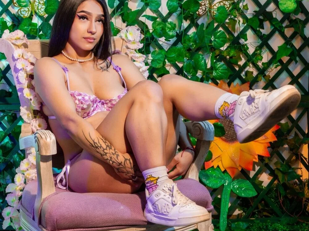 maddysboobs 離線 XXX 聊天