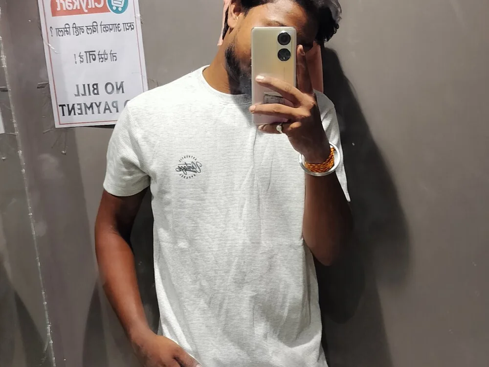 5__ROMA_5@xh's Offline XXX Chat