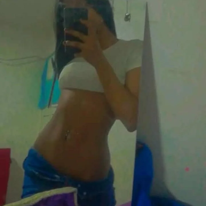 Saraaaaa777 offline chatrum