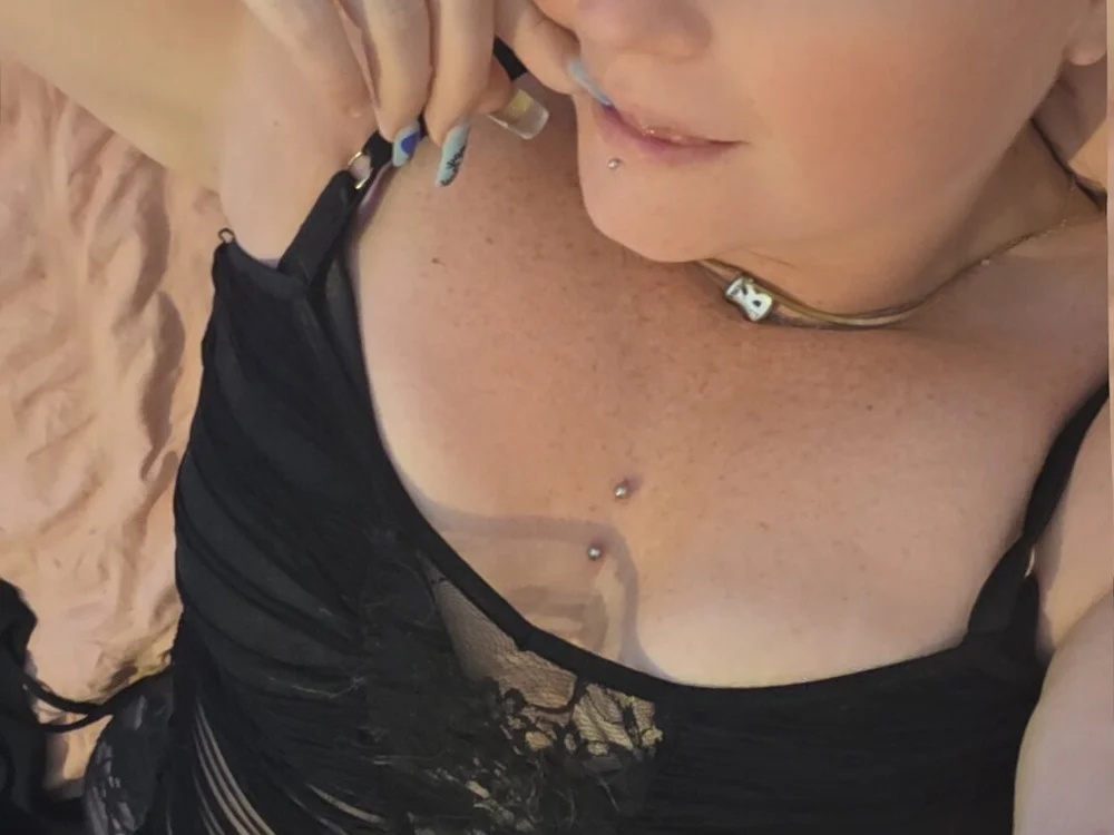 GingeXO Offline XXX-chat