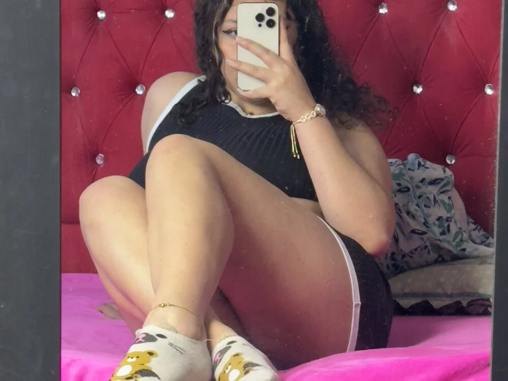 Larissa_Antonella Live XXX-chat