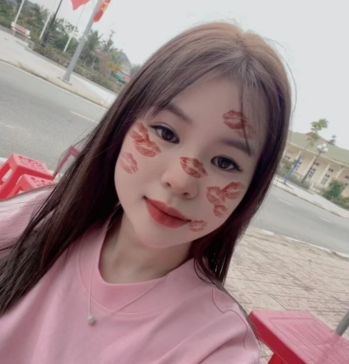 Swan_69 Chat XXX Ngoại tuyến