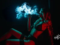 NatalieBinx's Offline Chat Room
