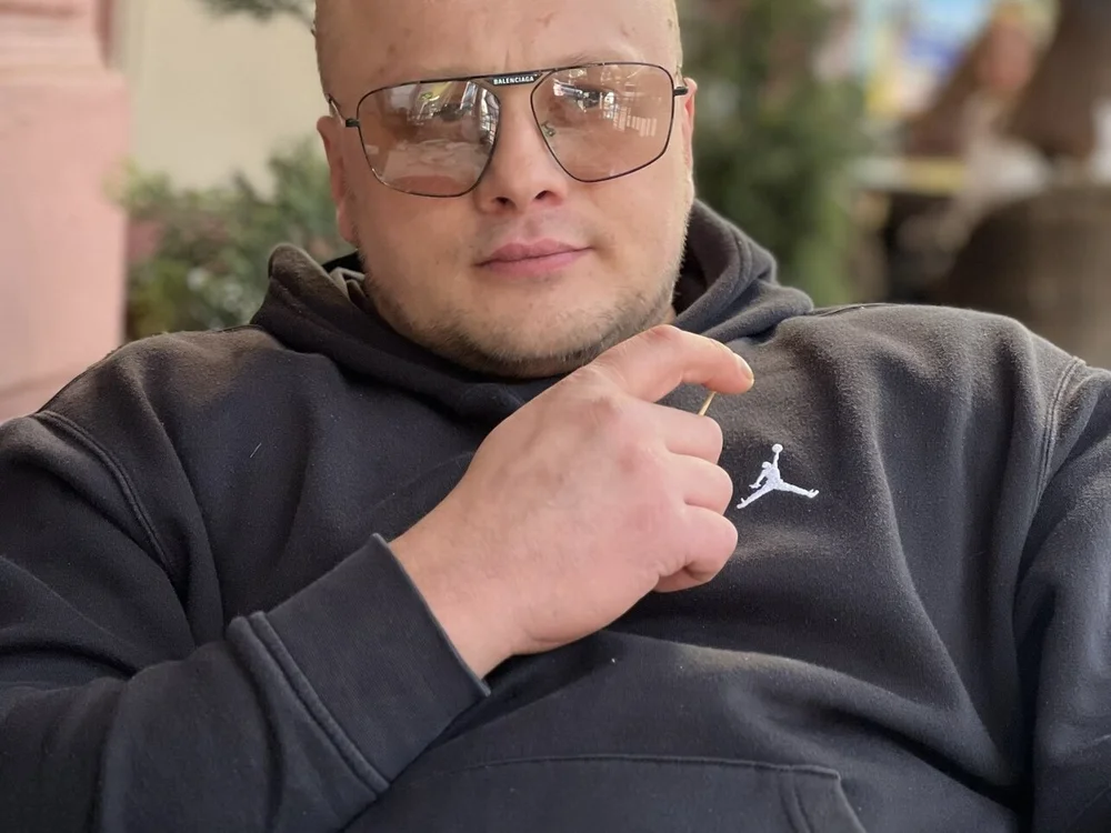 AleksandrAlinaLov's Offline XXX Chat